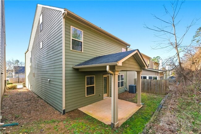 Building Photo - 413 Village View