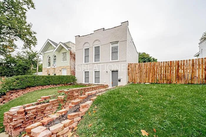 Building Photo - 3416 Gasconade St