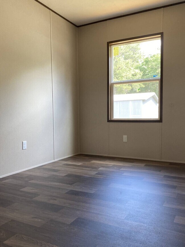 Building Photo - 88 Airbourne Ln