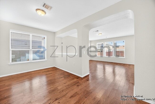 Building Photo - 7414 Bluebonnet Bay