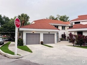 Building Photo - 942 NW 92nd Terrace