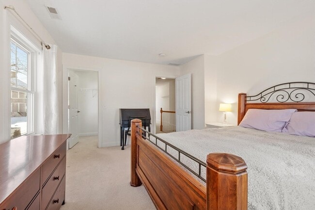 Building Photo - 60 Broadway St