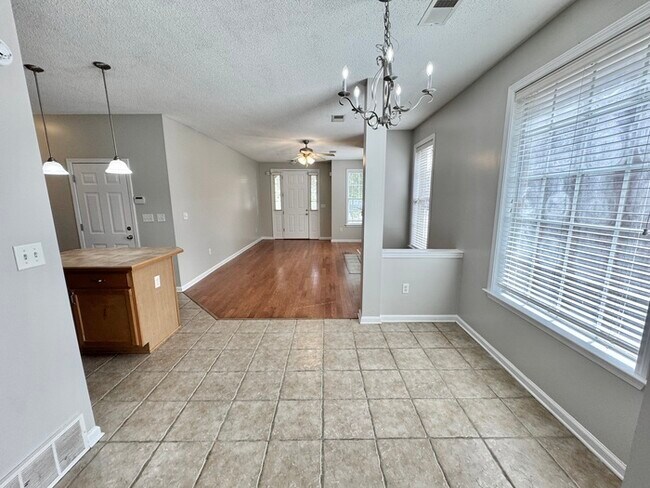 Building Photo - 12240 Longleaf Oak Trail