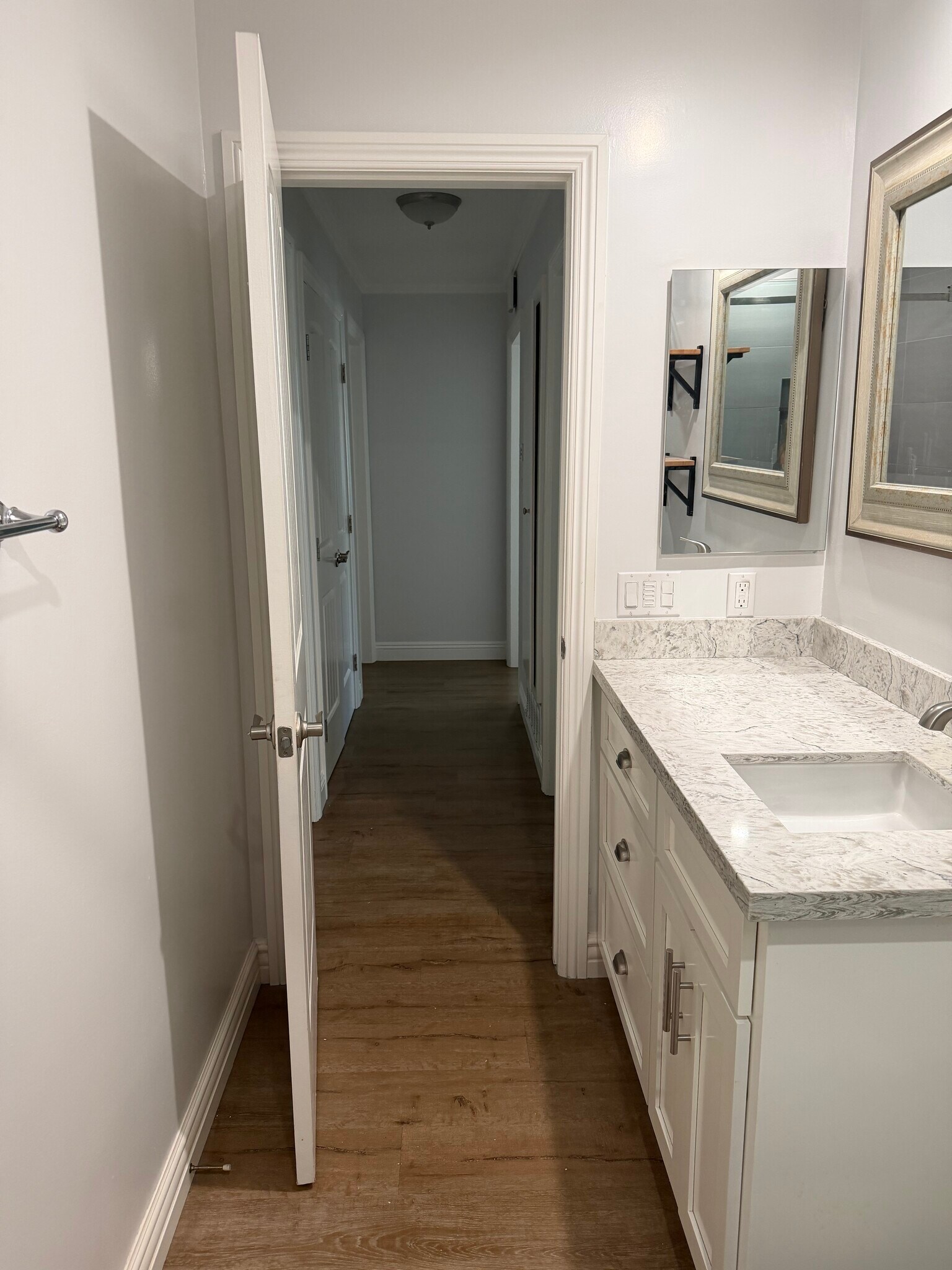 Additional bathroom photo - 140 N Alta Vista Ave