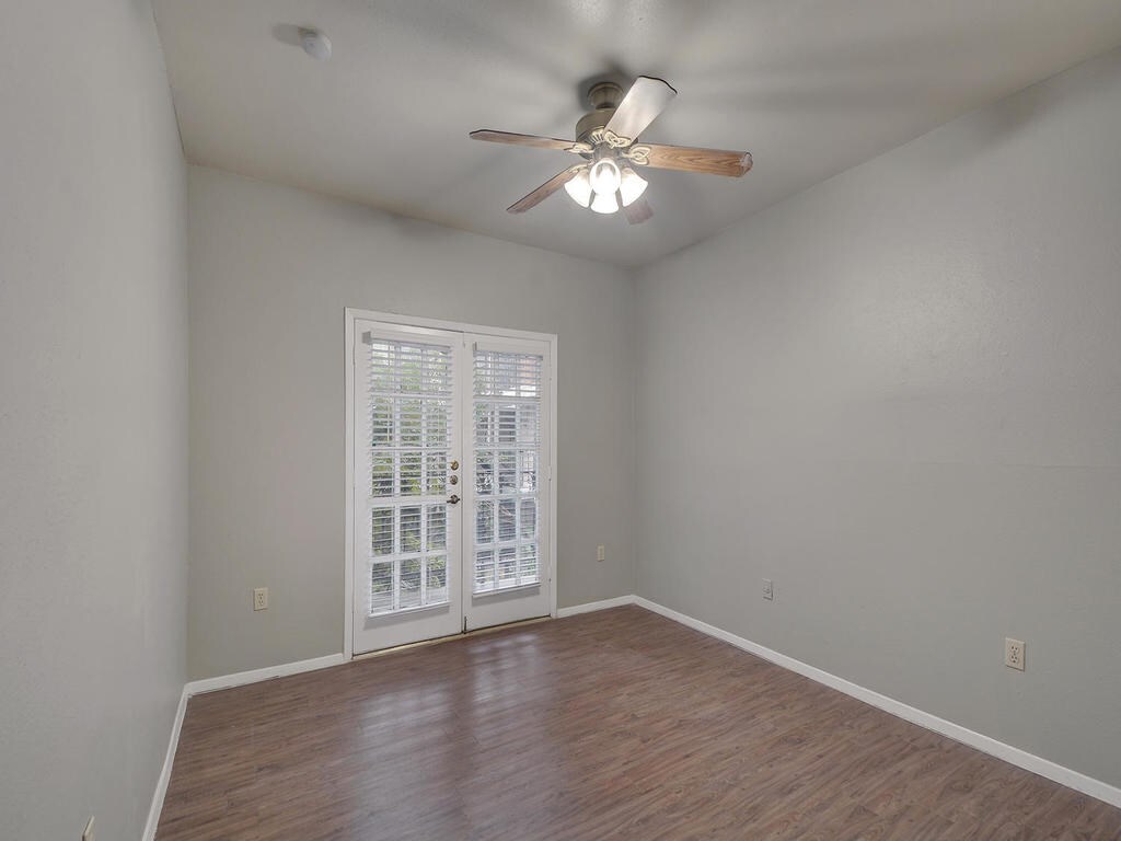 Building Photo - 2801 Rio Grande