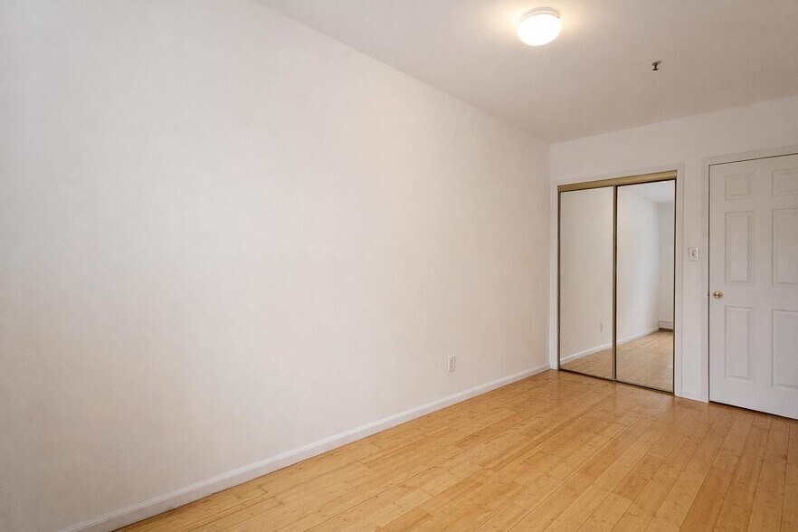 Building Photo - 53 Irving Pl