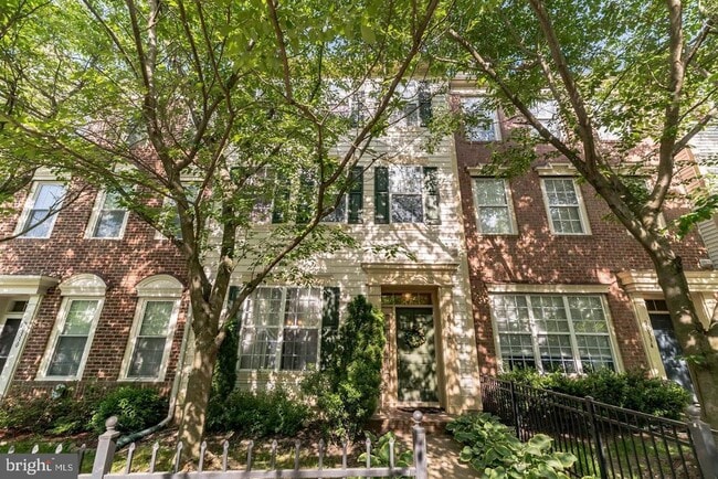 Building Photo - 20332 Charter Oak Dr