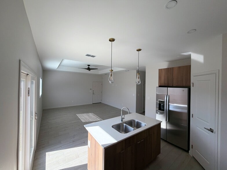 Building Photo - 3317 Duke Ave