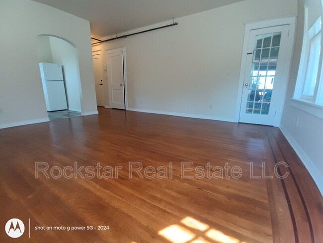 Building Photo - 814 S Lincoln St