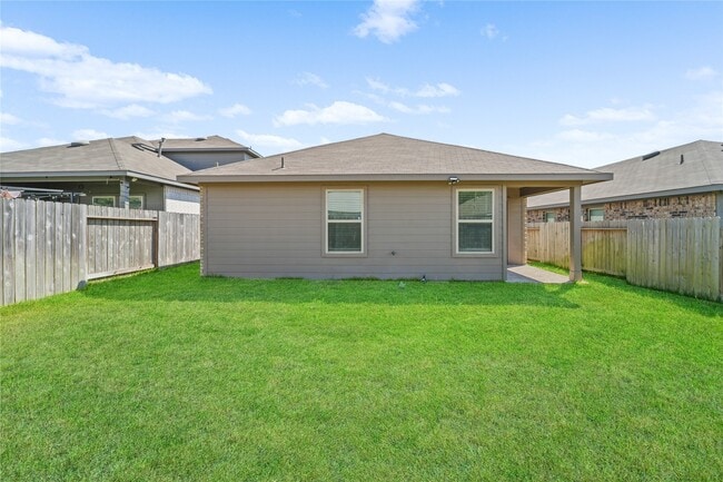 Building Photo - 14634 Cyn Pnes Ln