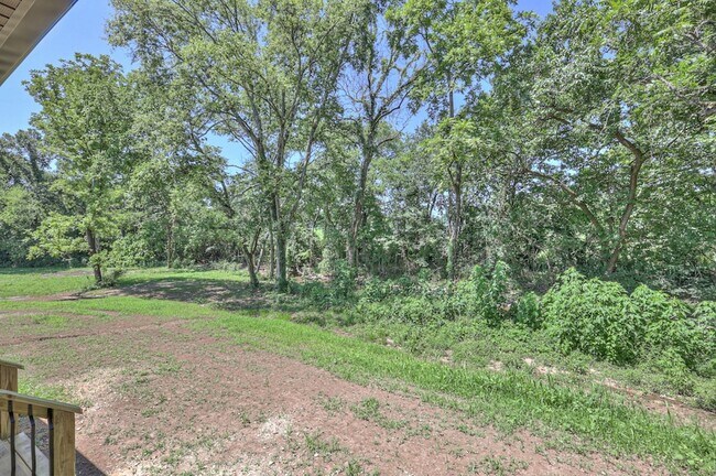 Building Photo - 3931 Taylors Store Rd