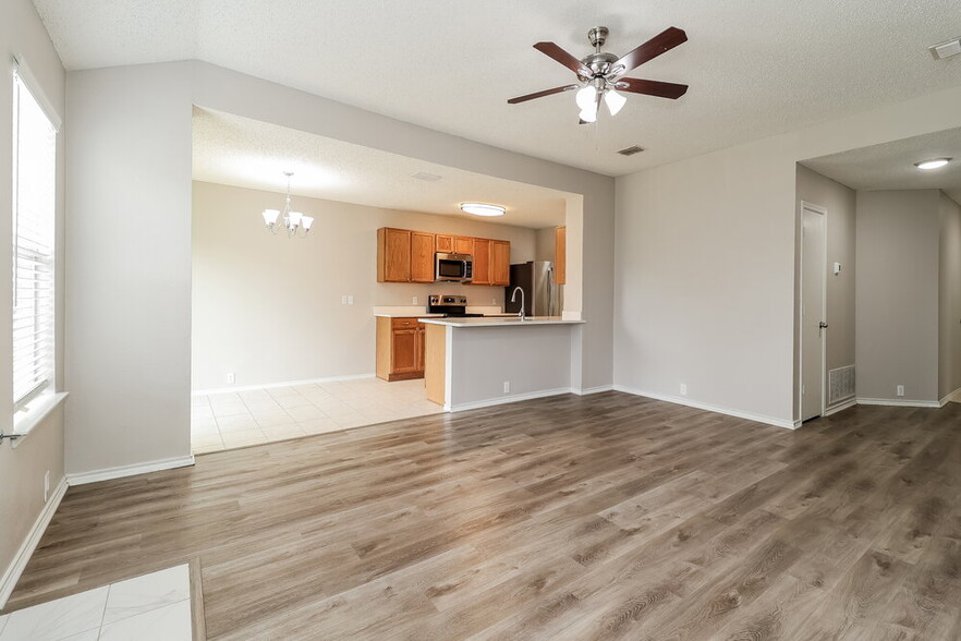 Building Photo - 3317 Bentgate Ct