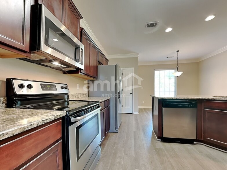 Building Photo - 4616 Wedge Hill Dr