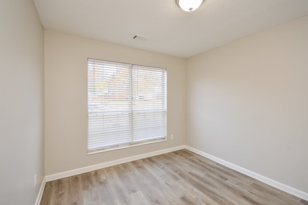Building Photo - 4897 Truitt Ln