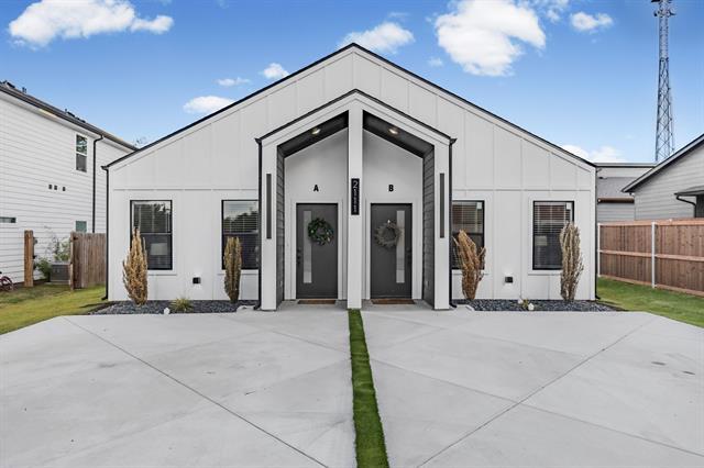 Primary Photo - 2111 Wright St