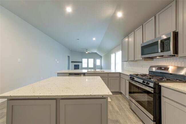 Building Photo - 5630 Silverleaf Oak Ln