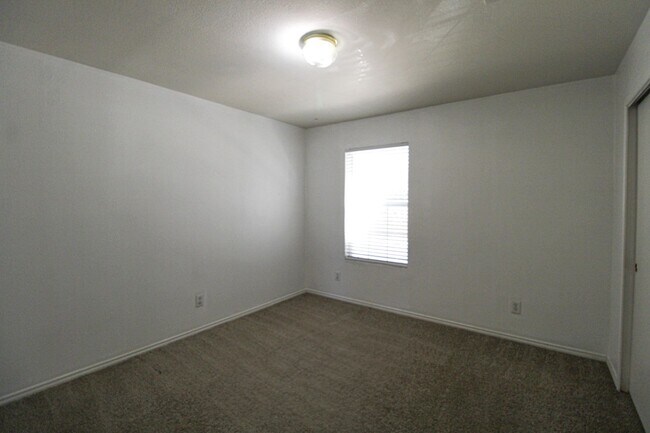 Building Photo - 20823 Blue Trinity