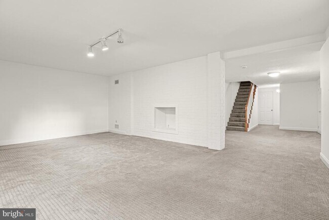 Building Photo - 4810 Rockwood Pkwy NW