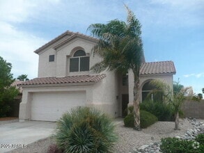 Building Photo - 971 S Meadows Dr