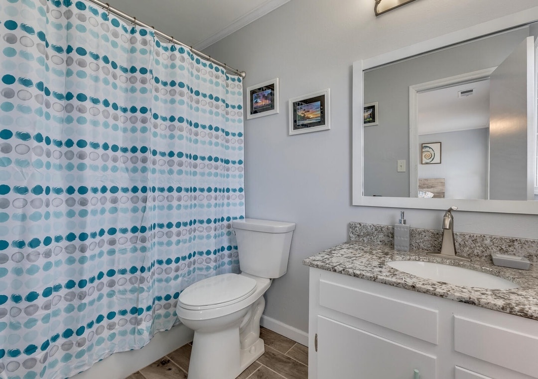B-master bd bath - 1207 Fort Fisher Blvd N