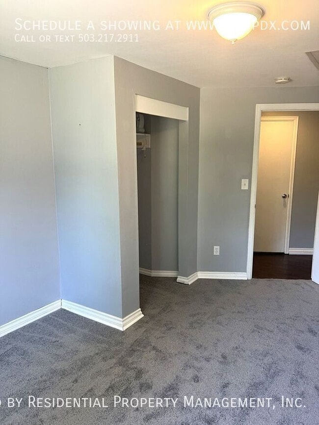 Building Photo - 4512 SW Fairvale Ct