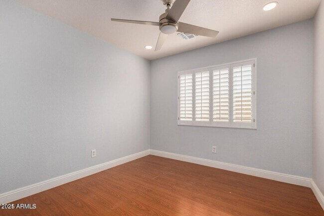 Building Photo - 13022 N 130th Ln