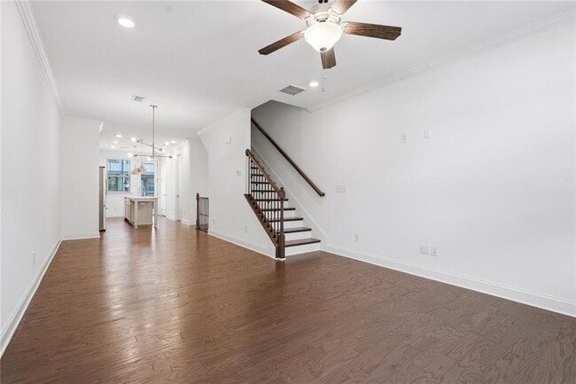 Building Photo - 2438 Figaro Dr