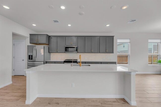 Building Photo - 13008 Texana Trl