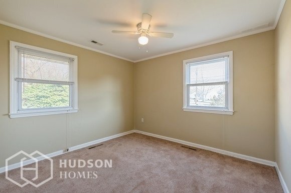 Building Photo - 1159 Lewis Terrace