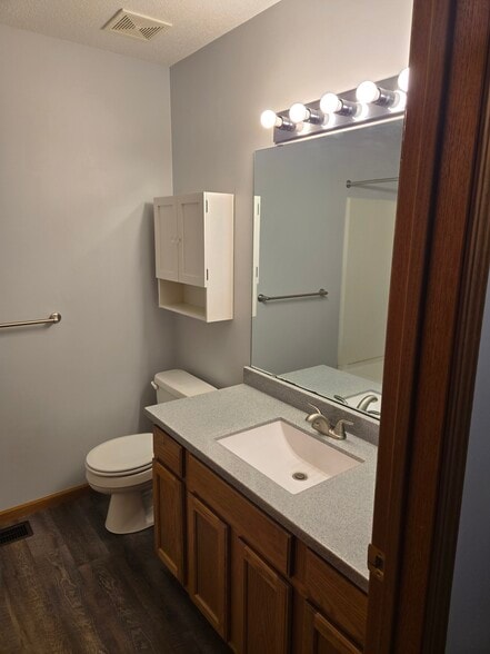 Building Photo - 393 Leeward Trl