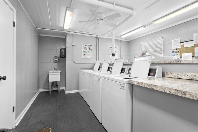 Building Photo - 200 St Andrews Blvd