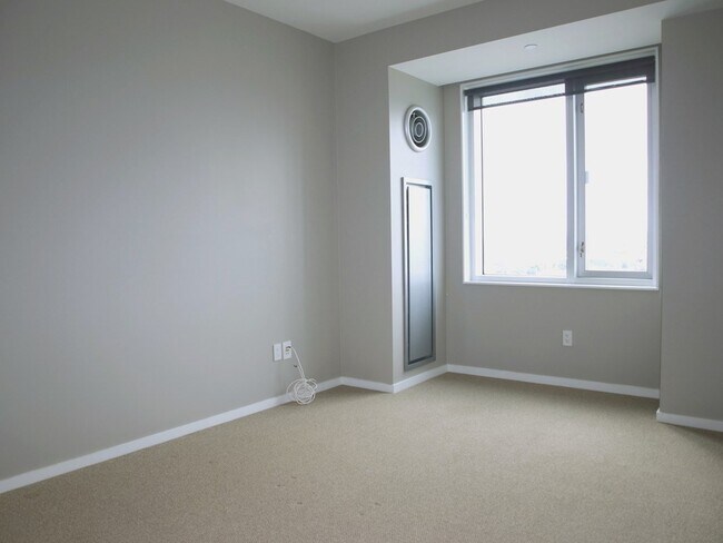 Building Photo - 141 Dorchester Ave