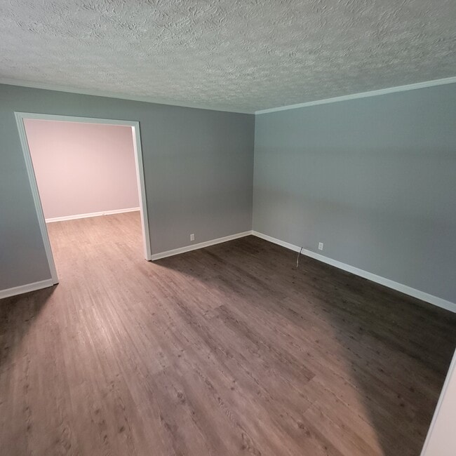 Building Photo - 10668 Old Baxter Rd