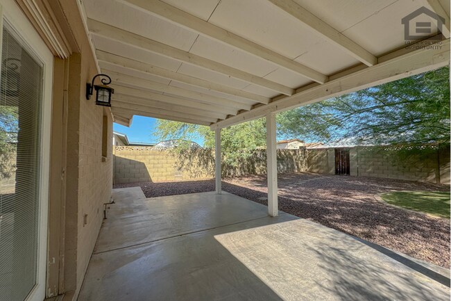 Building Photo - 3Bed/2Bath House at Baseline Rd/Rural Rd! Ready for Immediate Move-In! – NO HOA!