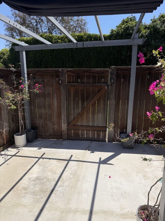 Building Photo - 22330 Harbor Ridge Ln