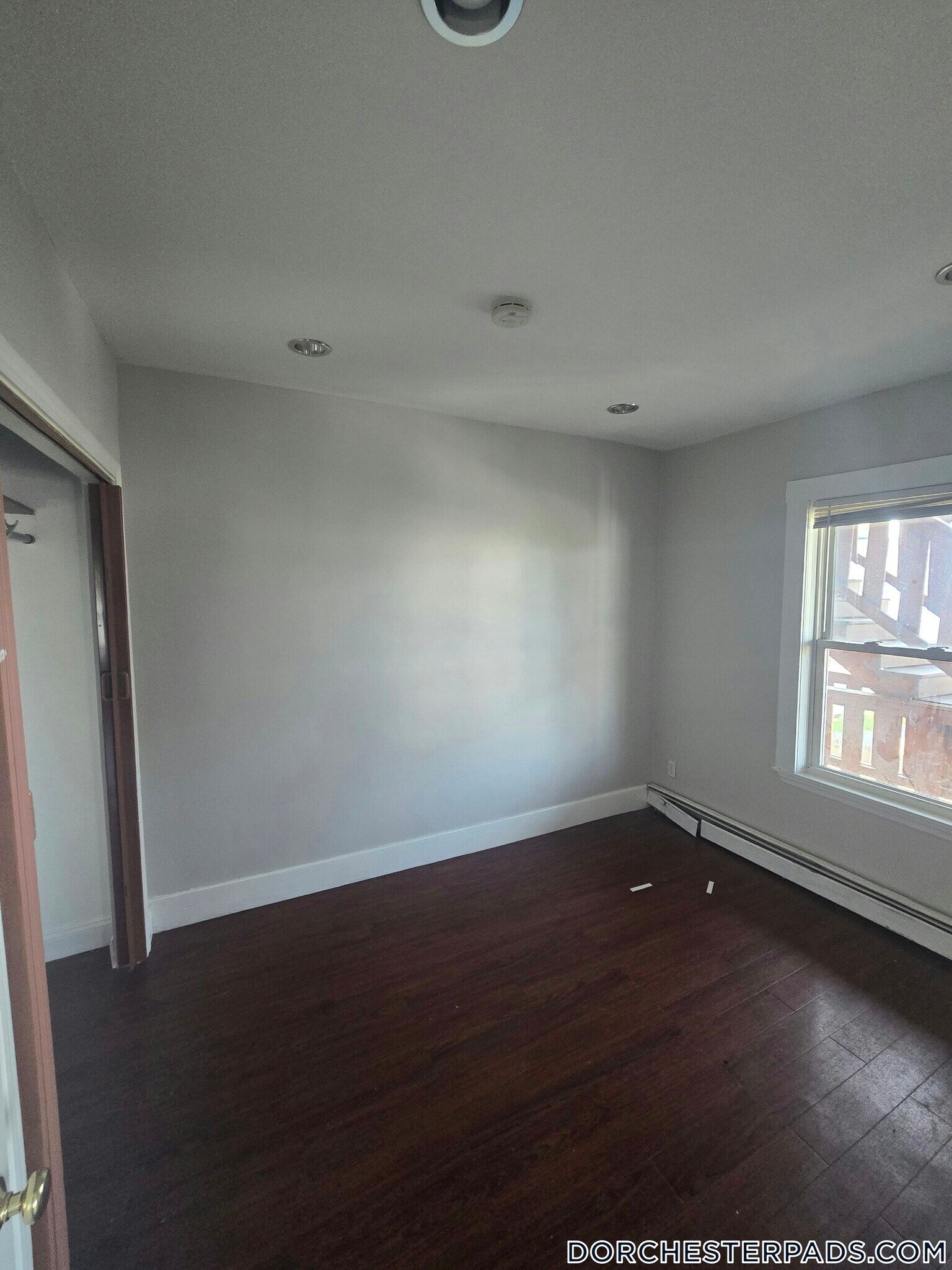 Building Photo - 44 Fenton St