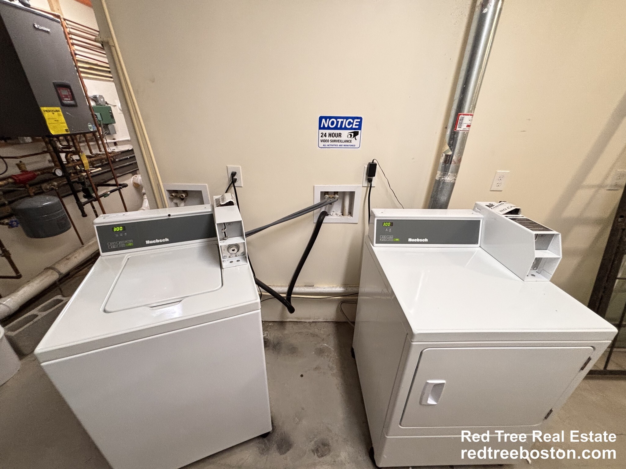 Building Photo - 549 Washington St