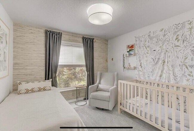 Building Photo - 4217 Malden Dr