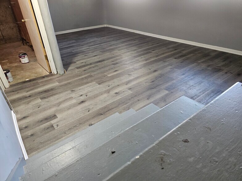 Building Photo - 3636 Reavis Barracks Rd