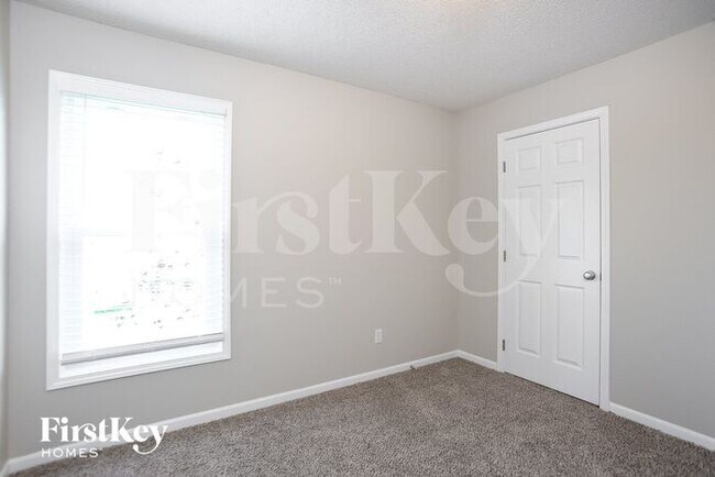 Building Photo - 18087 W 163rd Terrace