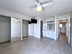 Building Photo - Stylish 2 Bed / 2 Bath Condo in Colonnade ...