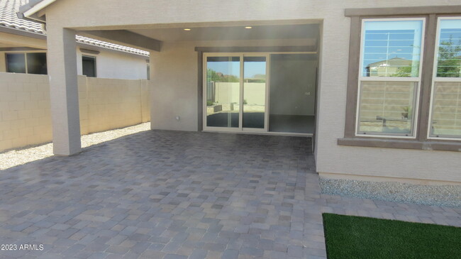 Building Photo - 5862 N 86th Dr