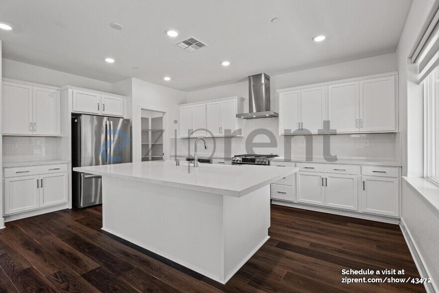 Building Photo - 2672 Goodland Ct