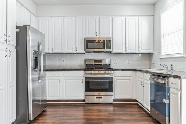 Building Photo - 6067 Ticket Way