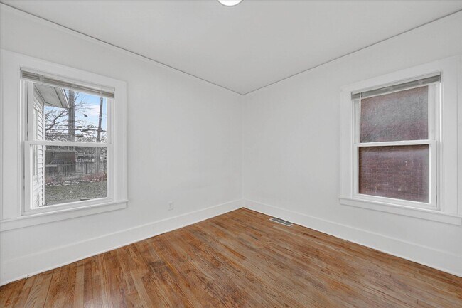 Building Photo - 16890 Stoepel St