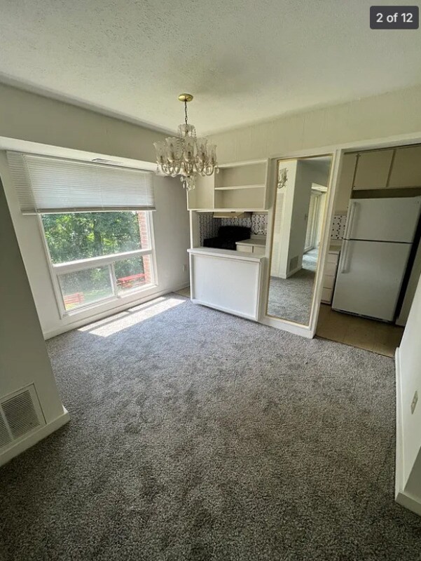 Building Photo - 5212 Castlewood Rd