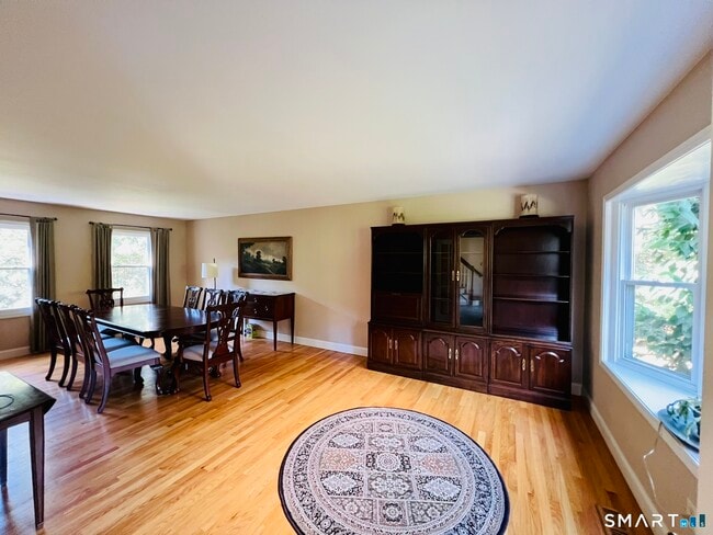 Building Photo - 679 Aspen Ln