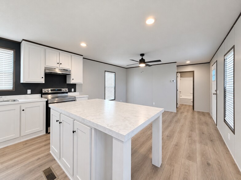 Building Photo - 110 Ponderosa Wy