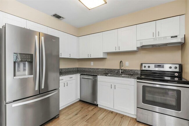 Building Photo - 6842 62nd Ave N