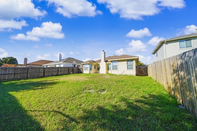 Building Photo - Updated Single-Story Home in Escondido North - Realtor Commission: $500